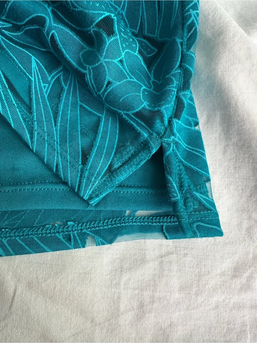Chico's Size 2 Teal Floral V-Neck Tunic Top Sheer Tropical Botanical - Picture 6 of 6